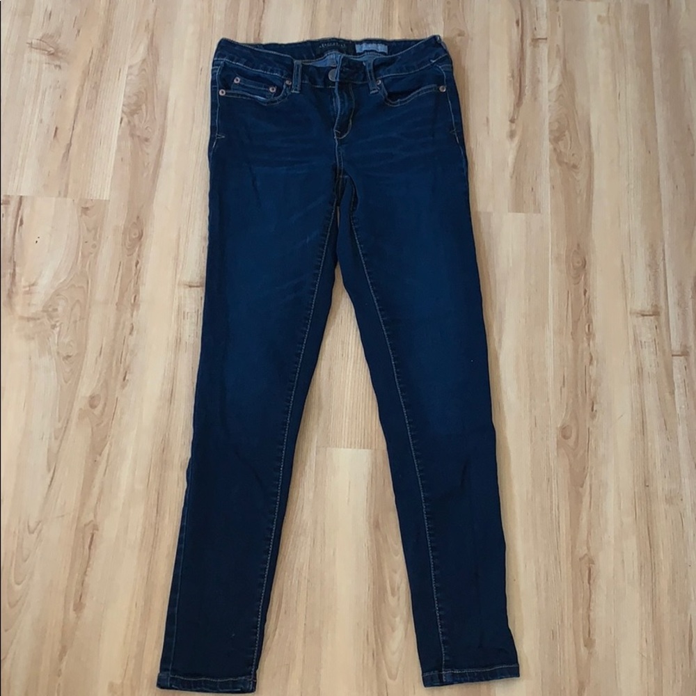 Blue skinny jeans